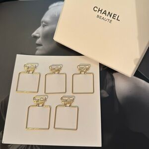 CHANEL paperclips